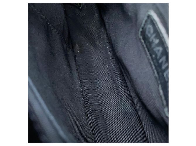 Boy Borsa a tracolla Chanel Black Matelassé con catena Nero - vista 12