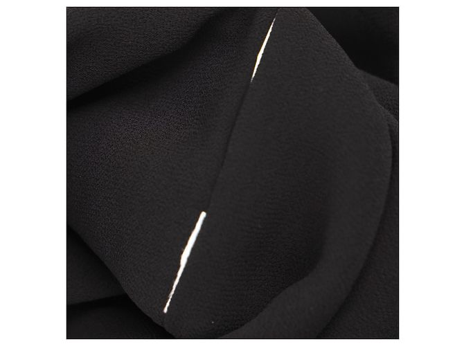 Michael Kors Jumpsuit mit Cold-Shoulder und Rüschen aus schwarzem Polyester - Ansicht 5