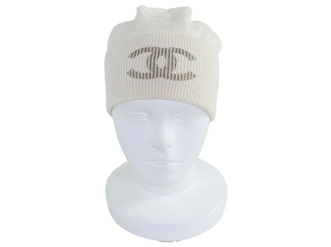 Cappello in maglia di cashmere Chanel COCO Mark Beige Crudo - vista 3