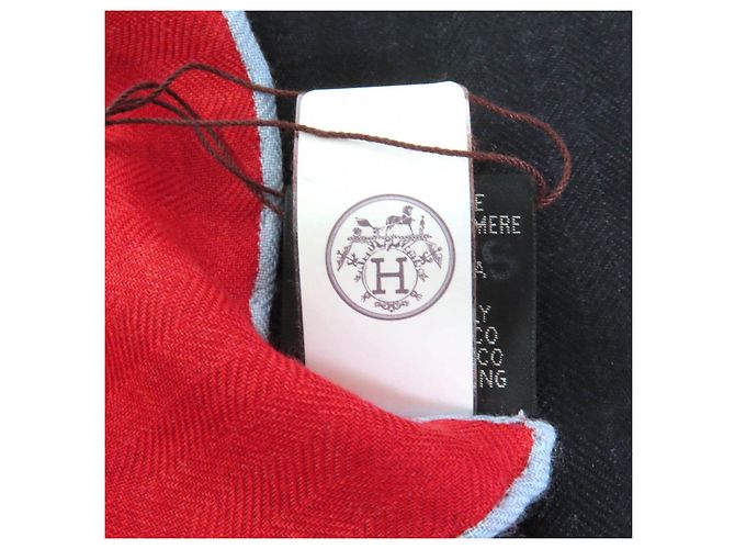 Sciarpa in cashmere piqué con applicazione Hermès Brides de Gala Rosso - vista 9