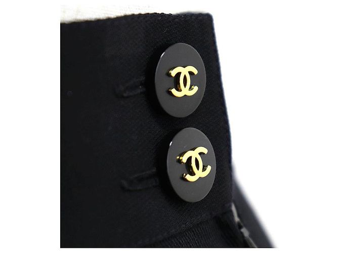 Pantalones cortos de lana Chanel P04646 Negro - vista 6