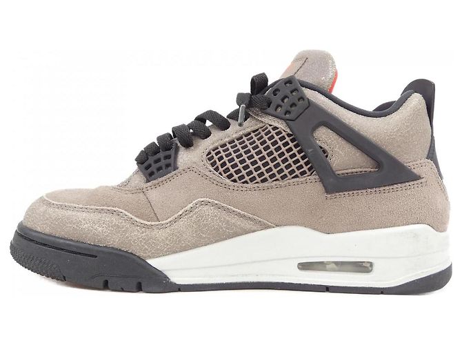 Autre Marque Sneakers Nike Jordan Nero Beige - vista 2
