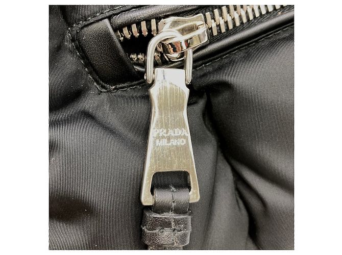 Bolsa de Mão 2-Way Prada Tessuto Bomber Preto - vista 15