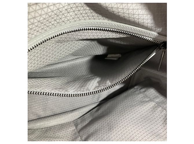 Borsa Issey Miyake BAOBAO in Gray Marrone - vista 9