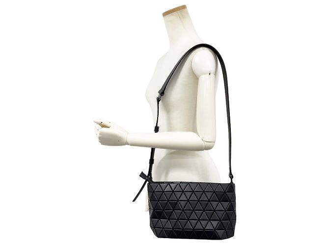 Issey Miyake BAOBAO Crystal Matte Shoulder Bag Nero - vista 9