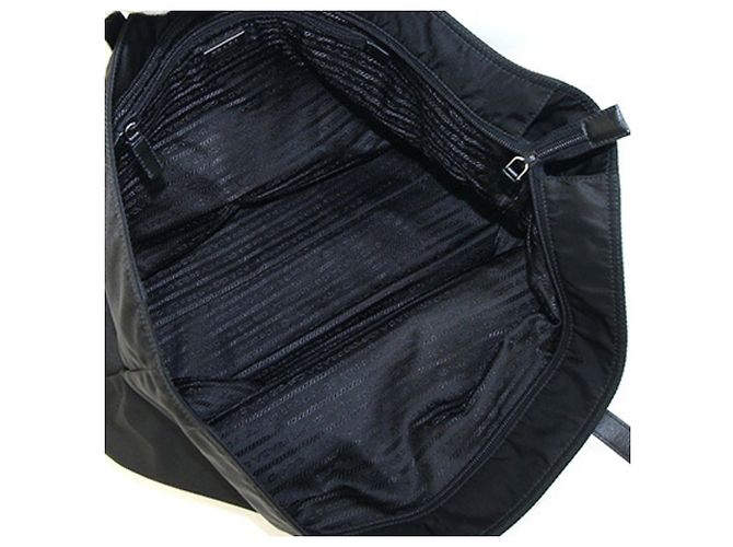Prada Nylon Tote Bag Schwarz BR4338 - Ansicht 3