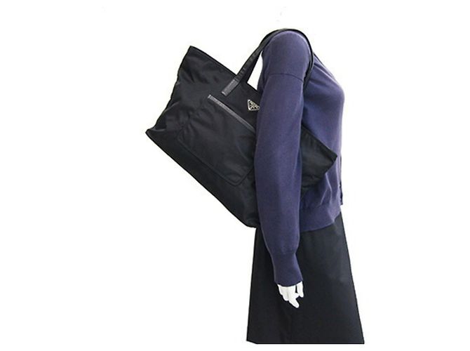 Prada Nylon Tote Bag Schwarz BR4338 - Ansicht 9