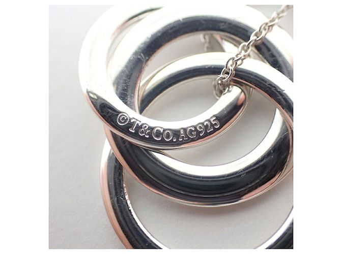 Collana con pendente Tiffany & Co. 925 1837 Triple Interlocking - vista 7