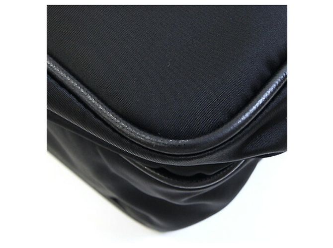 Borsa a tracolla Prada in nylon nero VA0768 Bianco - vista 3