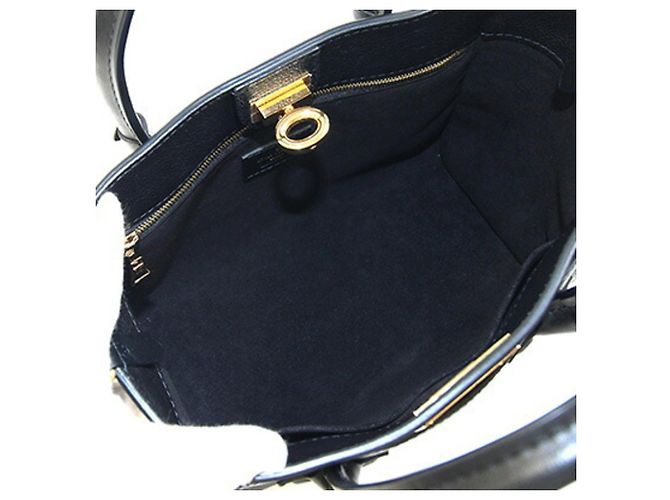 Borsa Louis Vuitton Monogram On My Side PM Nero Monogramma - vista 3
