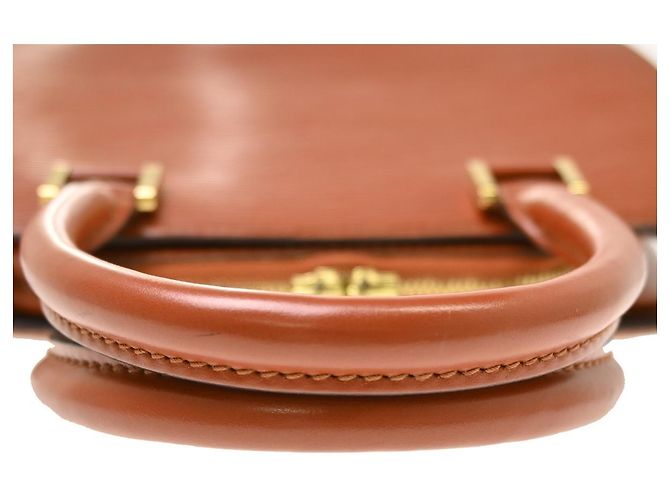Louis Vuitton Pont Neuf Epi Leather PM Marrone - vista 6