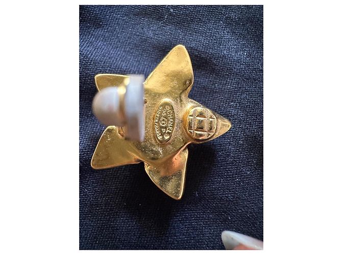 Orecchini Chanel Stella Perla Dorata Bianco D'oro - vista 4
