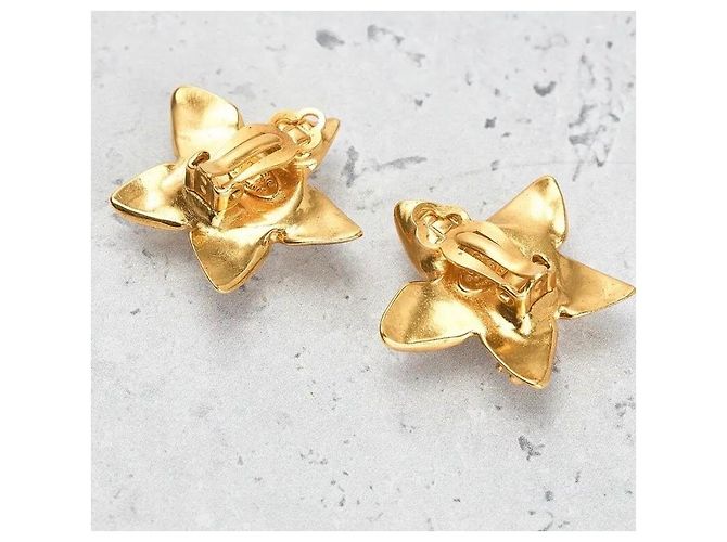Orecchini Chanel Stella Perla Dorata Bianco D'oro - vista 5