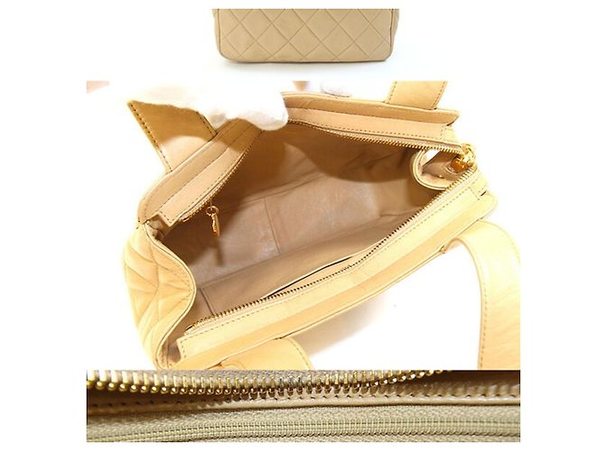 Chanel Vintage Handtasche Beige - Ansicht 2