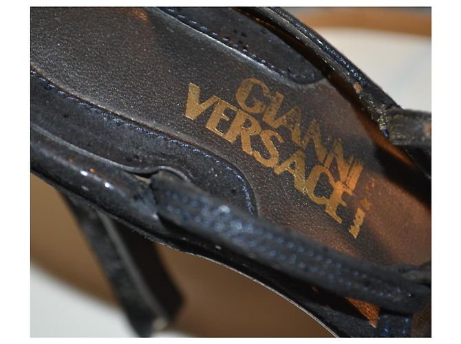 Gianni Versace Sandali neri con tacco alto in camoscio glitterato Nero - vista 6