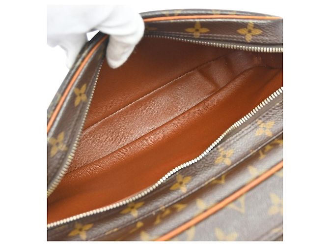 Louis Vuitton Nil Messenger Monogram Canvas 28 Marrone - vista 3