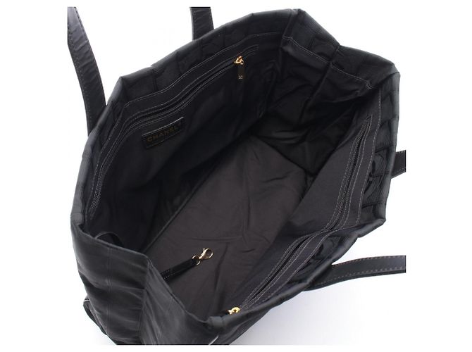 Borsa Tote Chanel New Travel Line MM Nero - vista 3