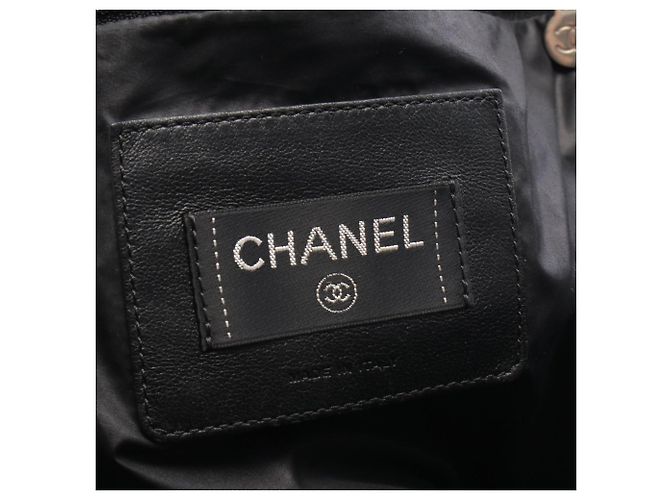 Borsa Tote 2-Way Chanel Doudoune Coconeige Nero Bianco - vista 4