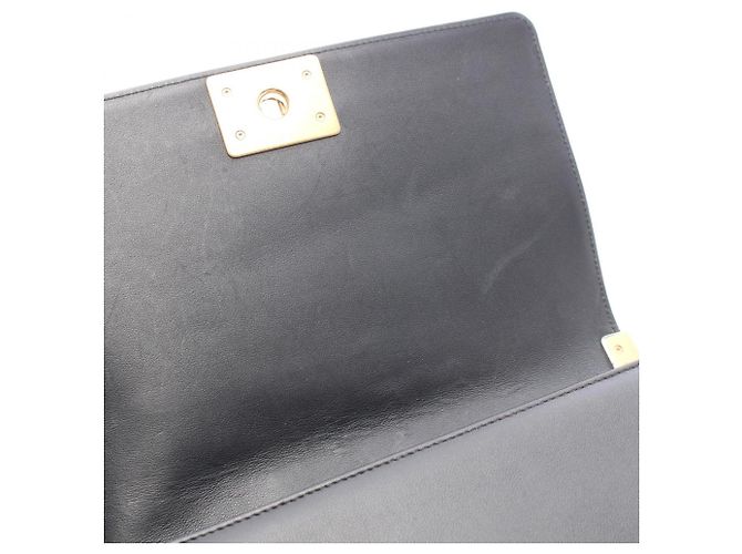 Borsa a tracolla Chanel Boy in pelle d'agnello nera Nero - vista 7