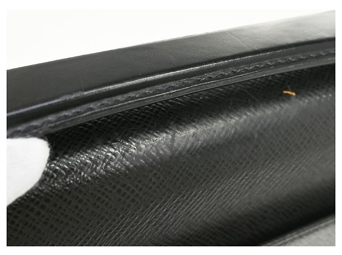 Louis Vuitton Porte-Documents Angara Taiga Leather Black - view 6