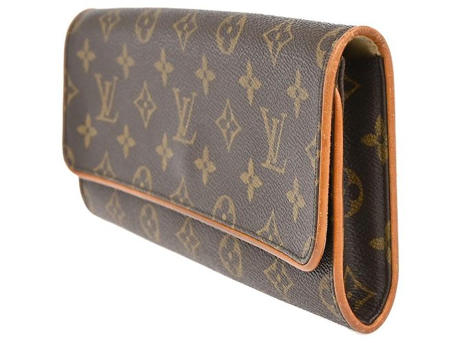 Louis Vuitton Twin Monogram GM Castaño - vista 3
