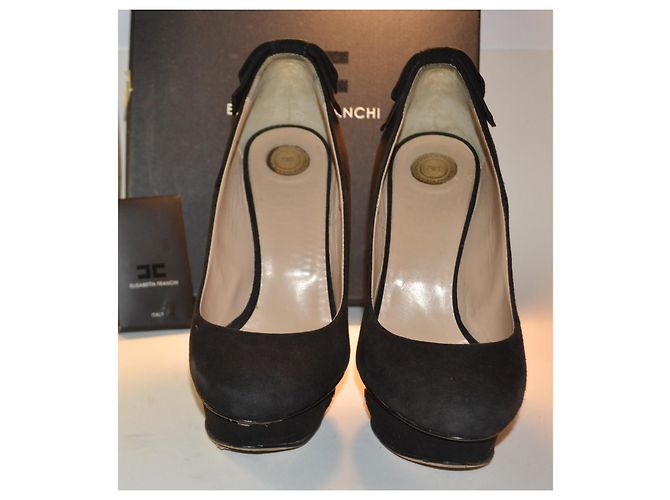 Décolleté Elisabetta Franchi in camoscio nero con fiocco - vista 2