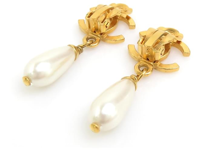 Orecchini a clip Chanel Oro e Bianco D'oro - vista 5
