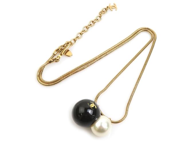 Collar Chanel Coco Mark Negro Blanco Dorado - vista 2