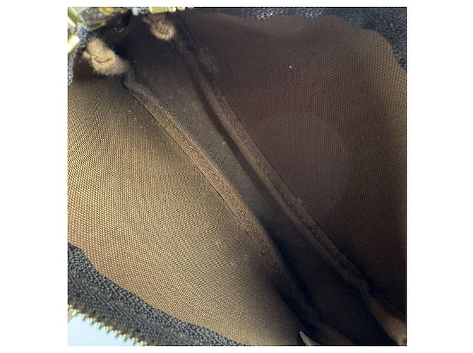 Louis Vuitton Mini Pochette Accessoires Marrone Beige - vista 5