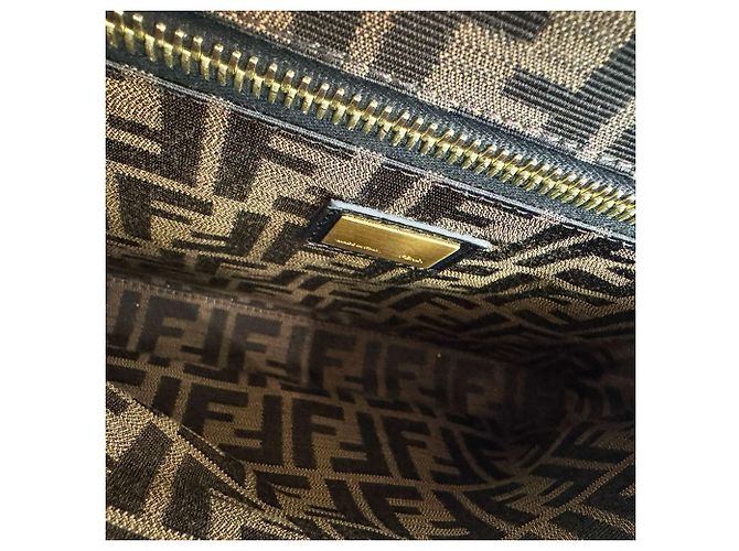 Borsa a tracolla Fendi Peekaboo Regular in pelle Cachi - vista 5