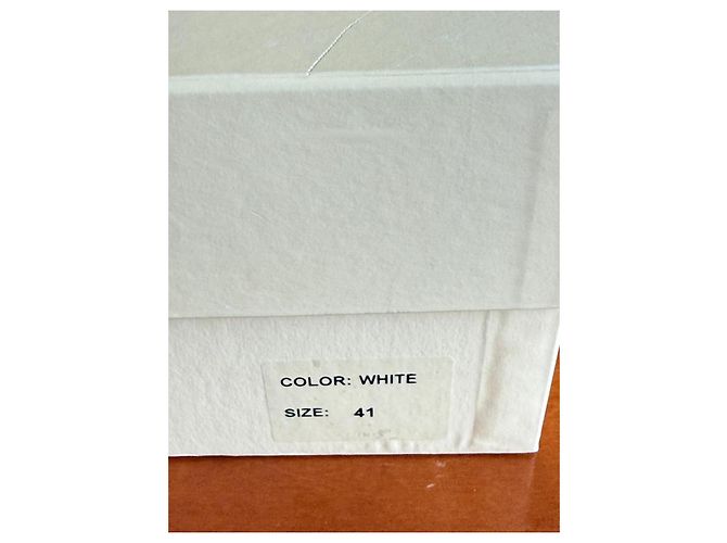 Baskets Axel Arigato en cuir blanc Taille 41 - vue 16