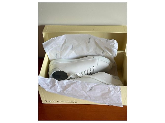 Baskets Axel Arigato en cuir blanc Taille 41 - vue 17