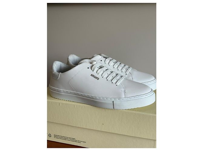 Baskets Axel Arigato en cuir blanc Taille 41 - vue 6