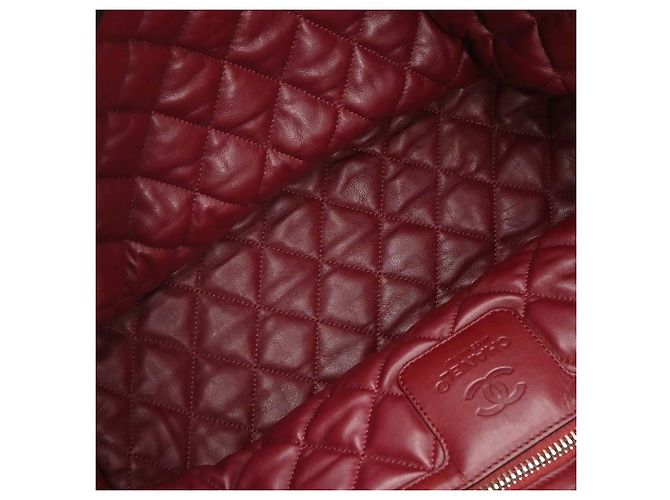 Bolso Tote Reversible Chanel Coco Cocoon de Piel de Cordero Acolchada Medium Negro - vista 3