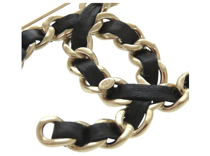 Spilla Chanel Coco Mark con motivo a catena Nero D'oro - vista 3