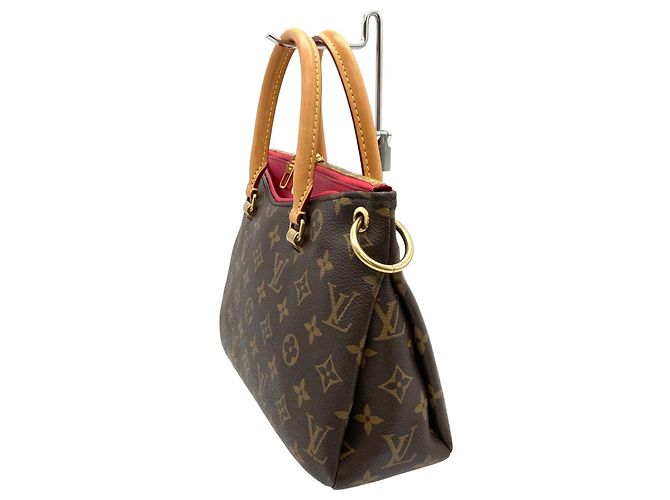Borsa Louis Vuitton Pallas BB Rosso Fuschia - vista 2