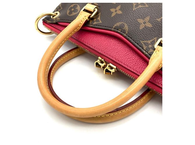 Borsa Louis Vuitton Pallas BB Rosso Fuschia - vista 9