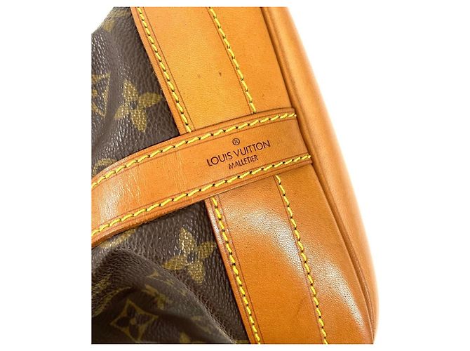 Borsa a tracolla Louis Vuitton Noe Marrone - vista 5