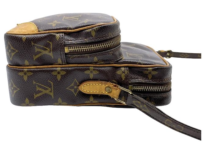 Louis Vuitton Amazone Monogram PM Marrone - vista 4