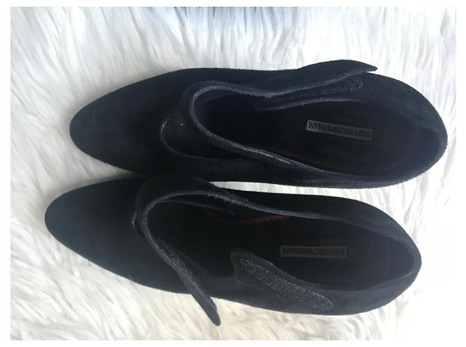 Décolleté Emporio Armani in camoscio nero - vista 16