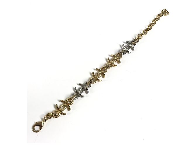Bracciale con ciondolo Chanel B26P CC Coco Mark Argento D'oro - vista 2