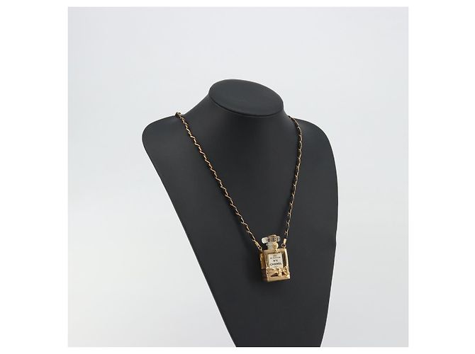 Collana Profumo CHANEL Metallo Tono Oro Nero CC Auth bs36541 - vista 13