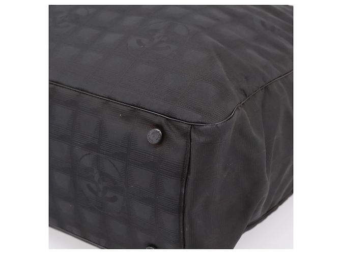 Borsa Tote CHANEL New Travel Line in tela nera e argento CC Auth ka5632 Nero - vista 10