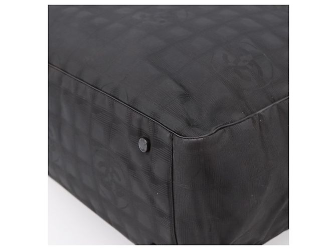 Borsa Tote CHANEL New Travel Line in tela nera e argento CC Auth ka5632 Nero - vista 12