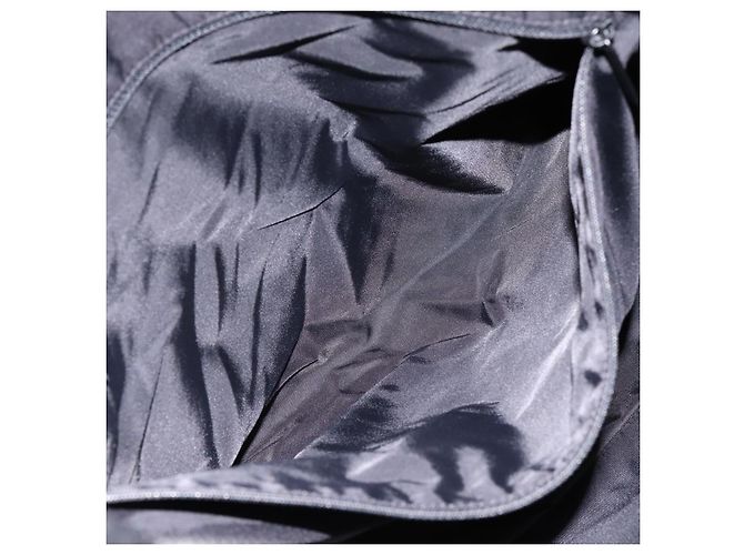 Borsa Tote CHANEL New Travel Line in tela nera e argento CC Auth ka5632 Nero - vista 22