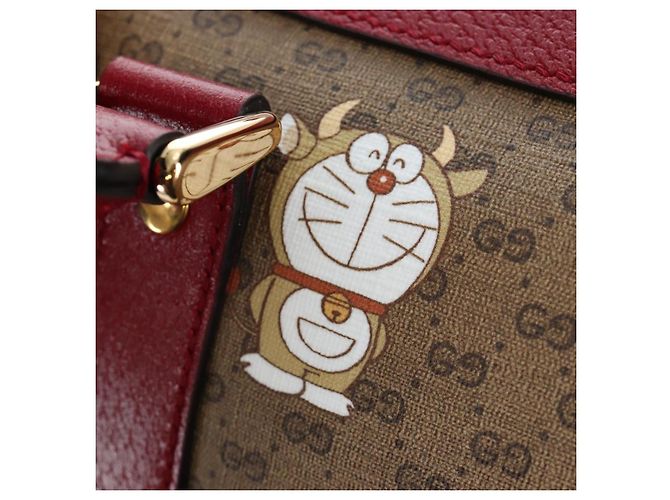 Padlock GUCCI x Doraemon Micro GG Boston Bag aus PVC und Leder Beige 647815 Auth 167459SM - Ansicht 17