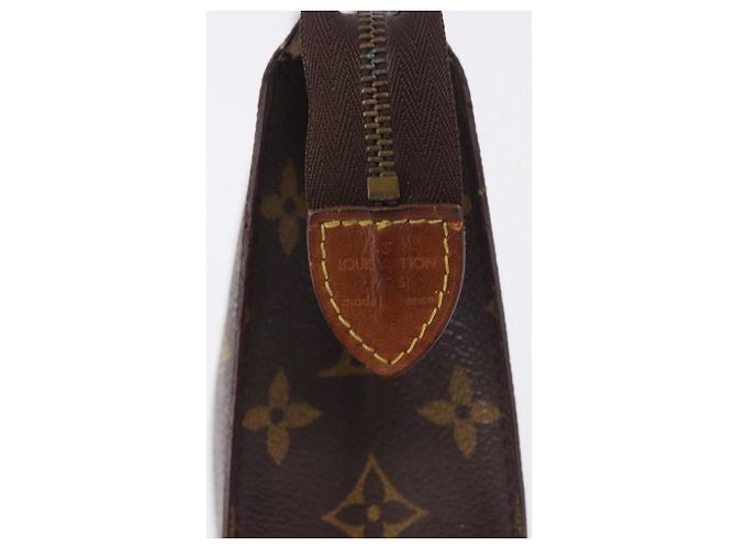 LOUIS VUITTON Monogram Poche Toilette 26 Pouch M47542 LV Auth 183564 Monogramma - vista 12