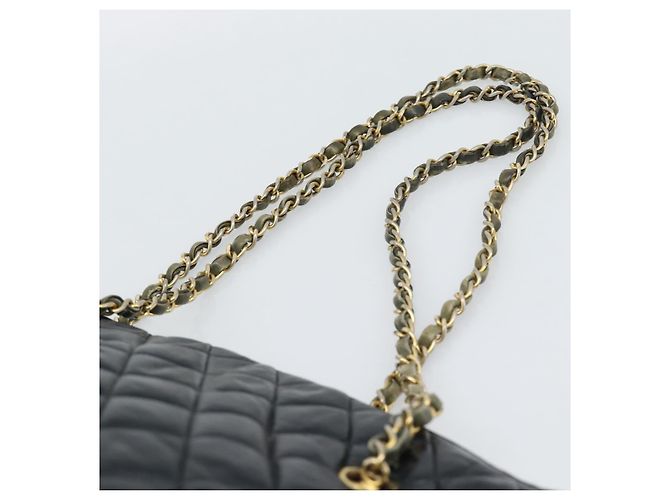 CHANEL Matelasse Chain Schultertasche aus Lammleder Schwarz Gold CC Auth bs36768 Golden - Ansicht 8