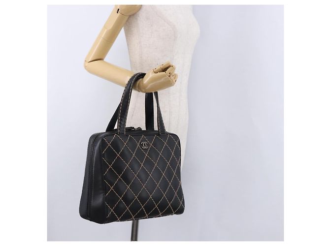 Borsa a mano CHANEL Wild Stitch in pelle nera CC Auth 195982V Nero - vista 28