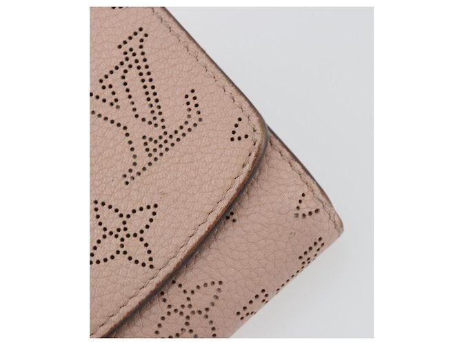 LOUIS VUITTON Mahina Portefeuille Iris Compact Wallet Pink M82757 Auth 194235A Rosa - vista 12